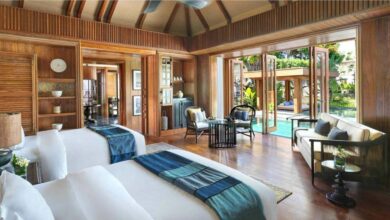 pemandangan depan kolam villa dua kamar Hotel Indigo Seminyak Bali